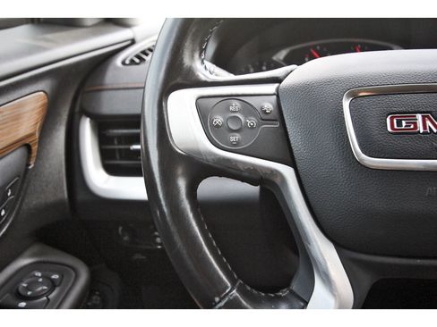 Used 2021 GMC Terrain SLE w/ Driver Convenience Package FWD image 16