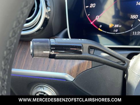Used 2025 Mercedes-Benz C 300 4MATIC Sedan image 33