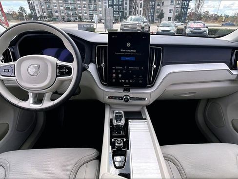 New 2026 Volvo XC60 B5 Ultra w/ Protection Package Premier AWD/4WD image 9