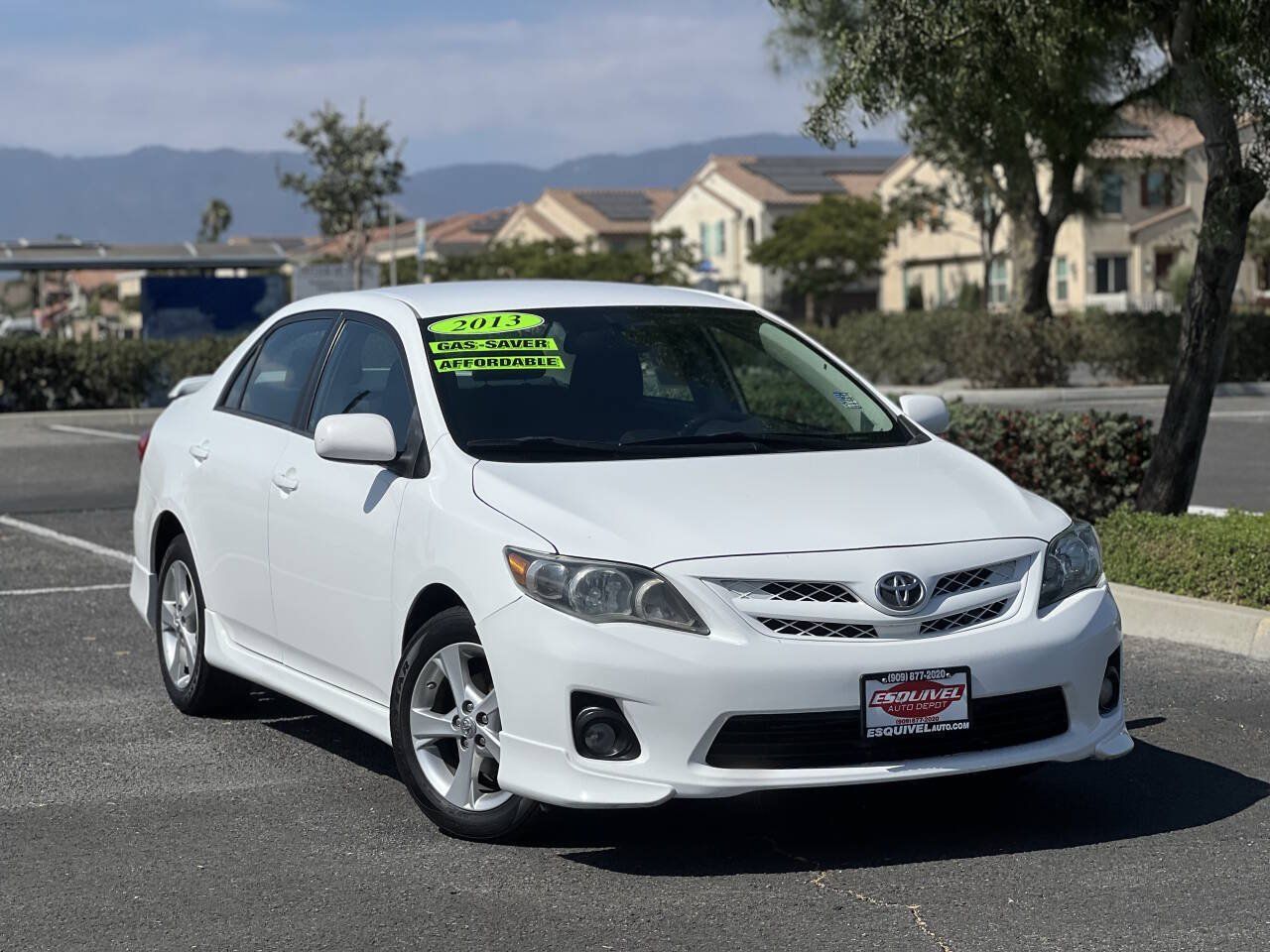 Used 2013 Toyota Corolla S FWD image 39
