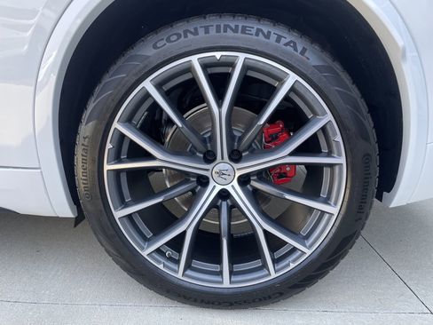 New 2024 Maserati Grecale Modena image 8