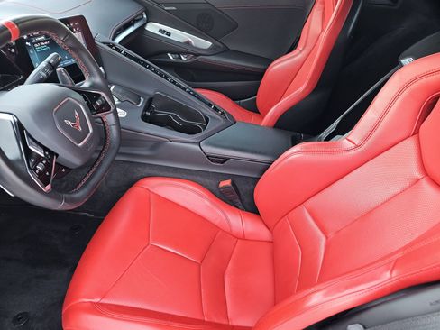 Certified 2024 Chevrolet Corvette Stingray Coupe w/ Chrome Exterior Badge Package image 17