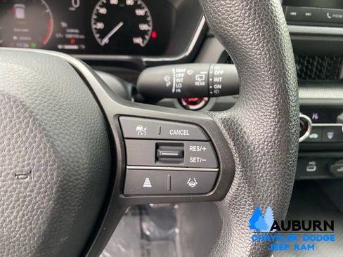 Used 2025 Honda CR-V LX image 34