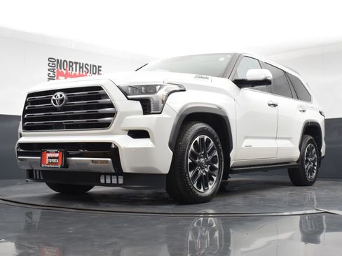 Used 2025 Toyota Sequoia Limited image 47