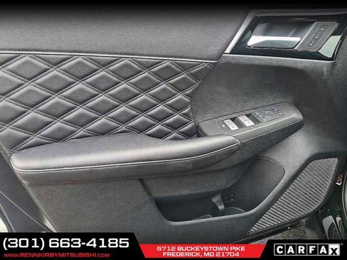 New 2025 Mitsubishi Outlander SEL image 11