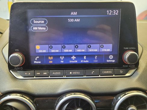 Used 2020 Nissan Sentra SR w/ Premium Package FWD image 25
