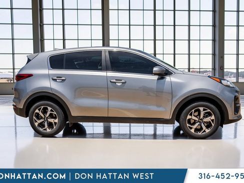 Used 2021 Kia Sportage LX FWD image 30