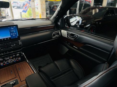 Used 2023 Lincoln Navigator Black Label AWD/4WD image 49