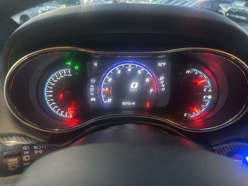 Used 2019 Jeep Grand Cherokee SRT image 2