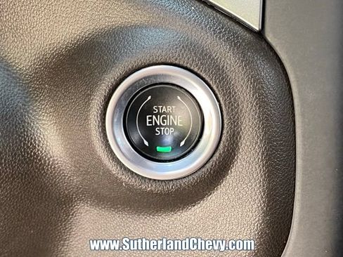 Used 2021 Chevrolet Silverado 1500 LTZ w/ LTZ Premium Package AWD/4WD image 32