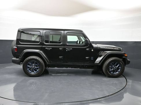 New 2026 Jeep Wrangler Unlimited Sport AWD/4WD image 30