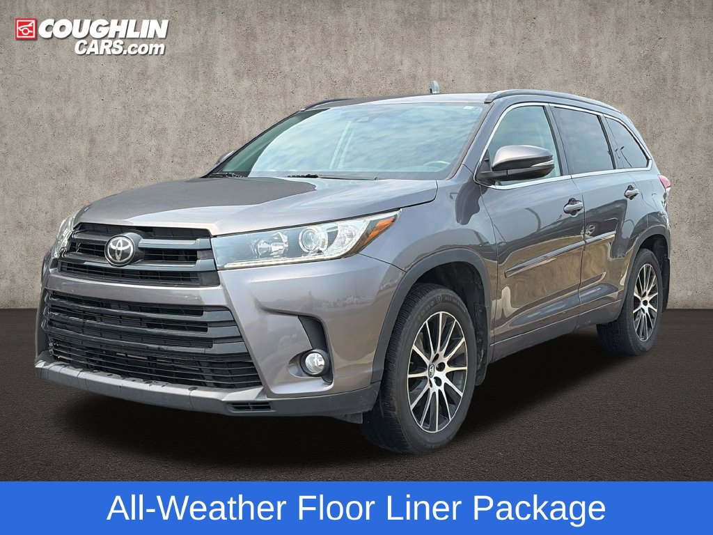 Used 2018 Toyota Highlander SE AWD/4WD image 4