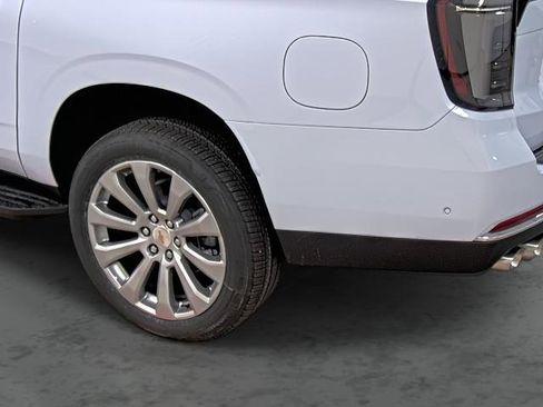 New 2026 Chevrolet Suburban Premier w/ Sun And Tow Package image 9