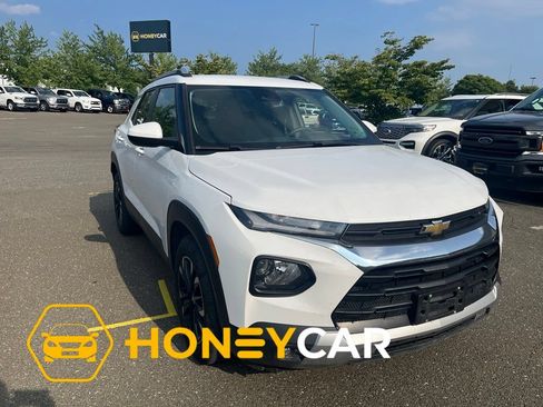 Used 2021 Chevrolet TrailBlazer LT w/ Convenience Package FWD image 1