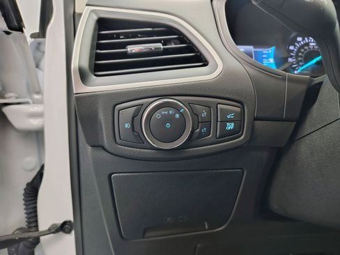 Used 2022 Ford Edge SEL w/ Convenience Package image 46