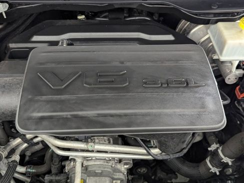 Used 2021 RAM 1500 Lone Star AWD/4WD image 12
