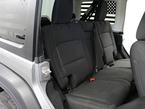 Used 2019 Jeep Wrangler Unlimited Sport S AWD/4WD image 23