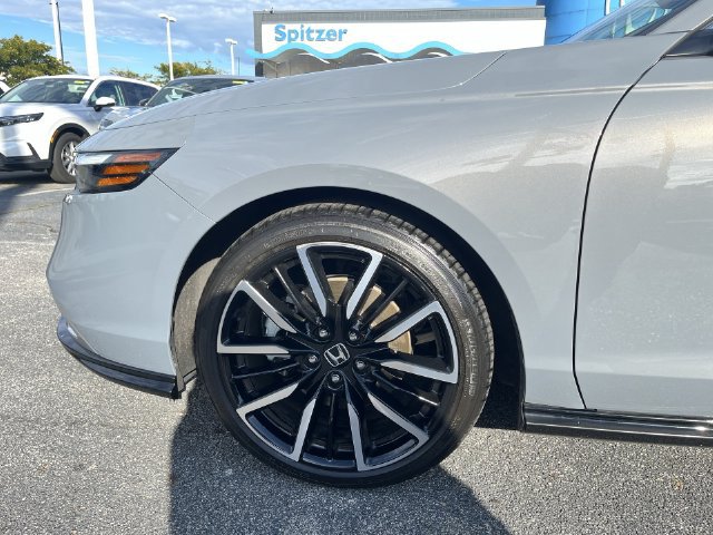 Used 2023 Honda Accord Touring image 28