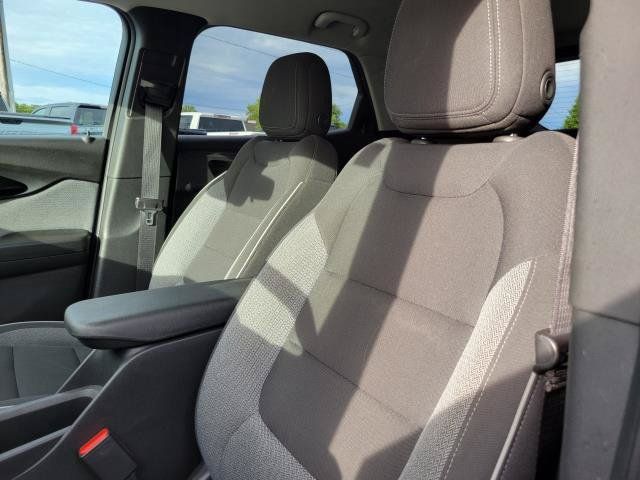 Used 2023 Chevrolet TrailBlazer LT FWD image 11