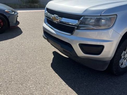 Used 2018 Chevrolet Colorado W/T w/ WT Convenience Package RWD image 16