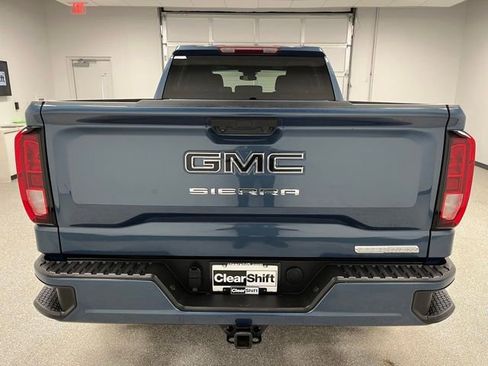 Used 2024 GMC Sierra 1500 Elevation w/ LPO, Elevation Black Package AWD/4WD image 9