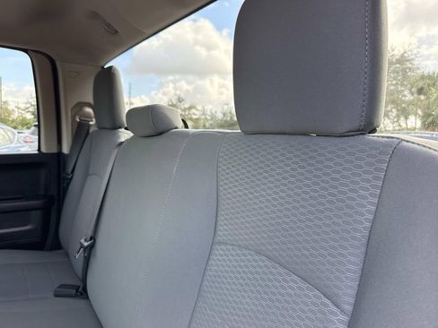 Used 2018 RAM 1500 Express image 17