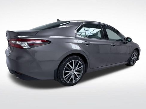 Certified 2024 Toyota Camry XLE w/ Cold Weather Package AWD/4WD image 9