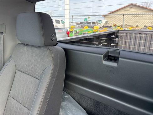 New 2026 Chevrolet Silverado 1500 W/T AWD/4WD image 32
