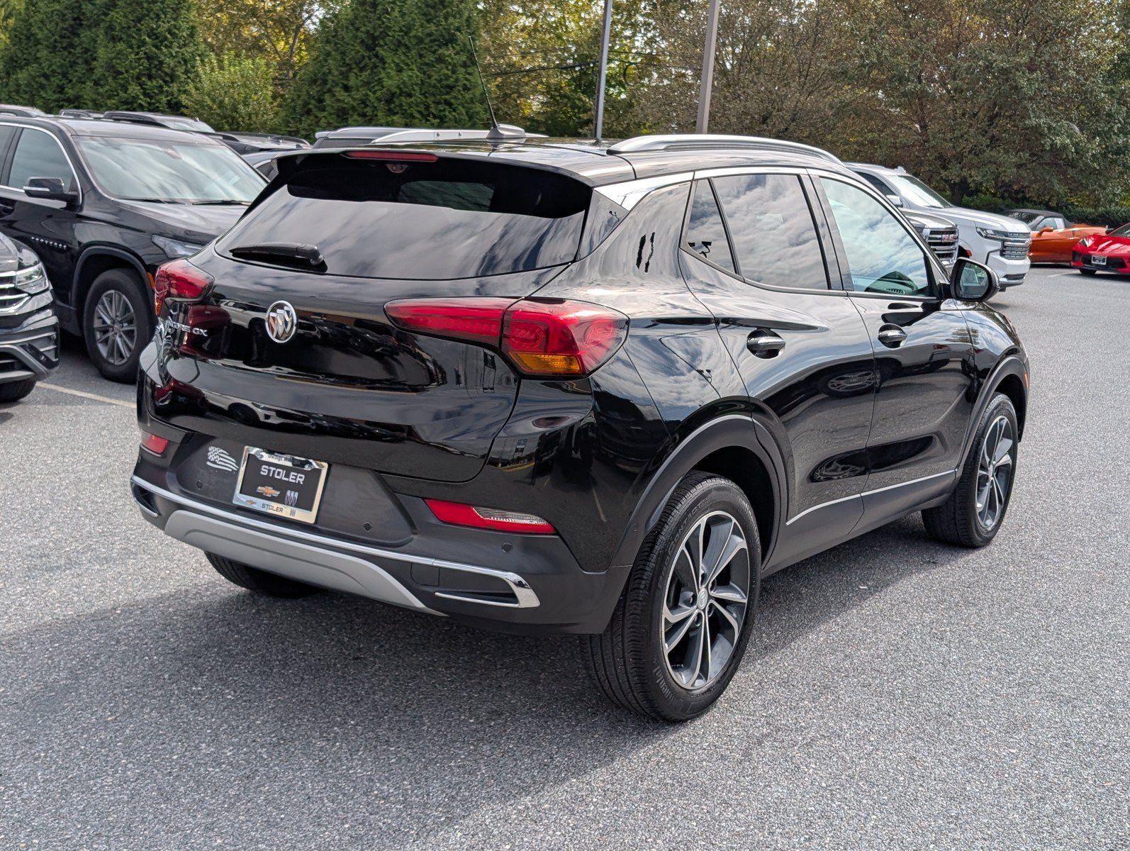 Used 2022 Buick Encore GX Essence w/ Advanced Technology Package AWD/4WD image 5