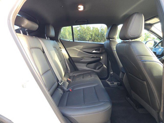 Used 2025 Buick Envista Sport Touring w/ Convenience I Package FWD image 10