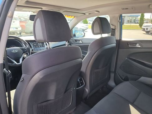 Used 2018 Hyundai Tucson Value w/ Cargo Package FWD image 10