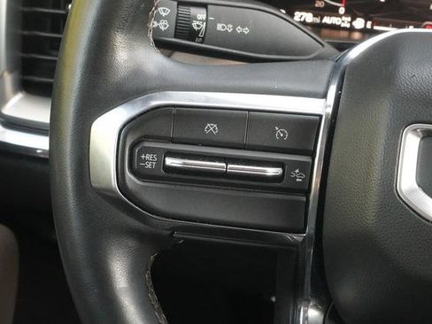 Used 2023 GMC Canyon Denali AWD/4WD image 14