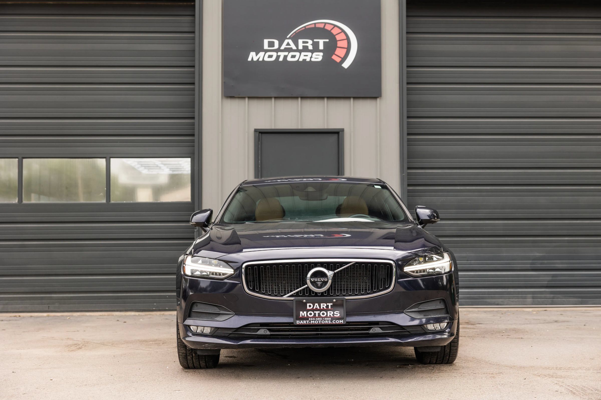 Used 2017 Volvo S90 T5 Momentum w/ Vision Package FWD image 2