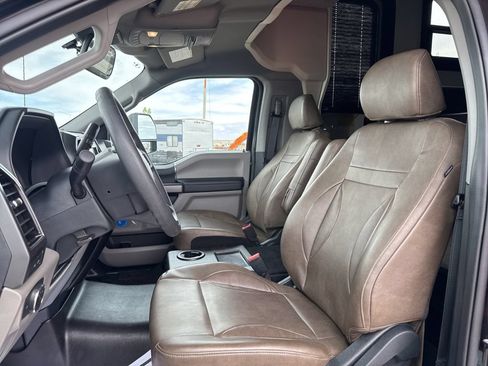 Used 2022 Ford F550 4x4 Regular Cab Super Duty w/ XLT Value Package image 24