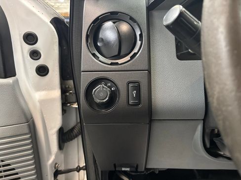 Used 2015 Ford F250 XL w/ Power Equipment Group AWD/4WD image 14