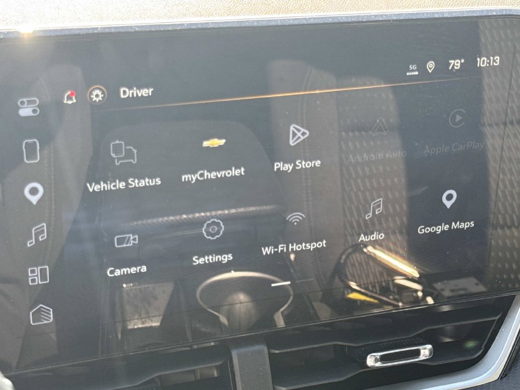 Used 2026 Chevrolet Equinox LT w/ Safety and Technology Package FWD image 22