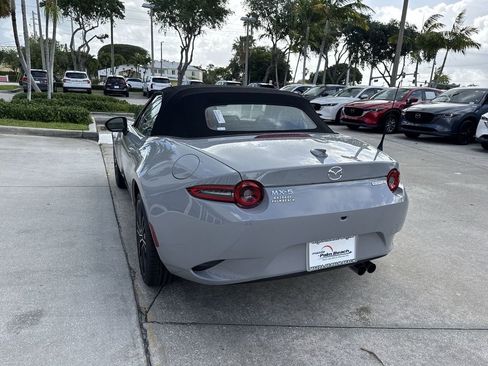 New 2026 MAZDA MX-5 Miata Grand Touring RWD image 13