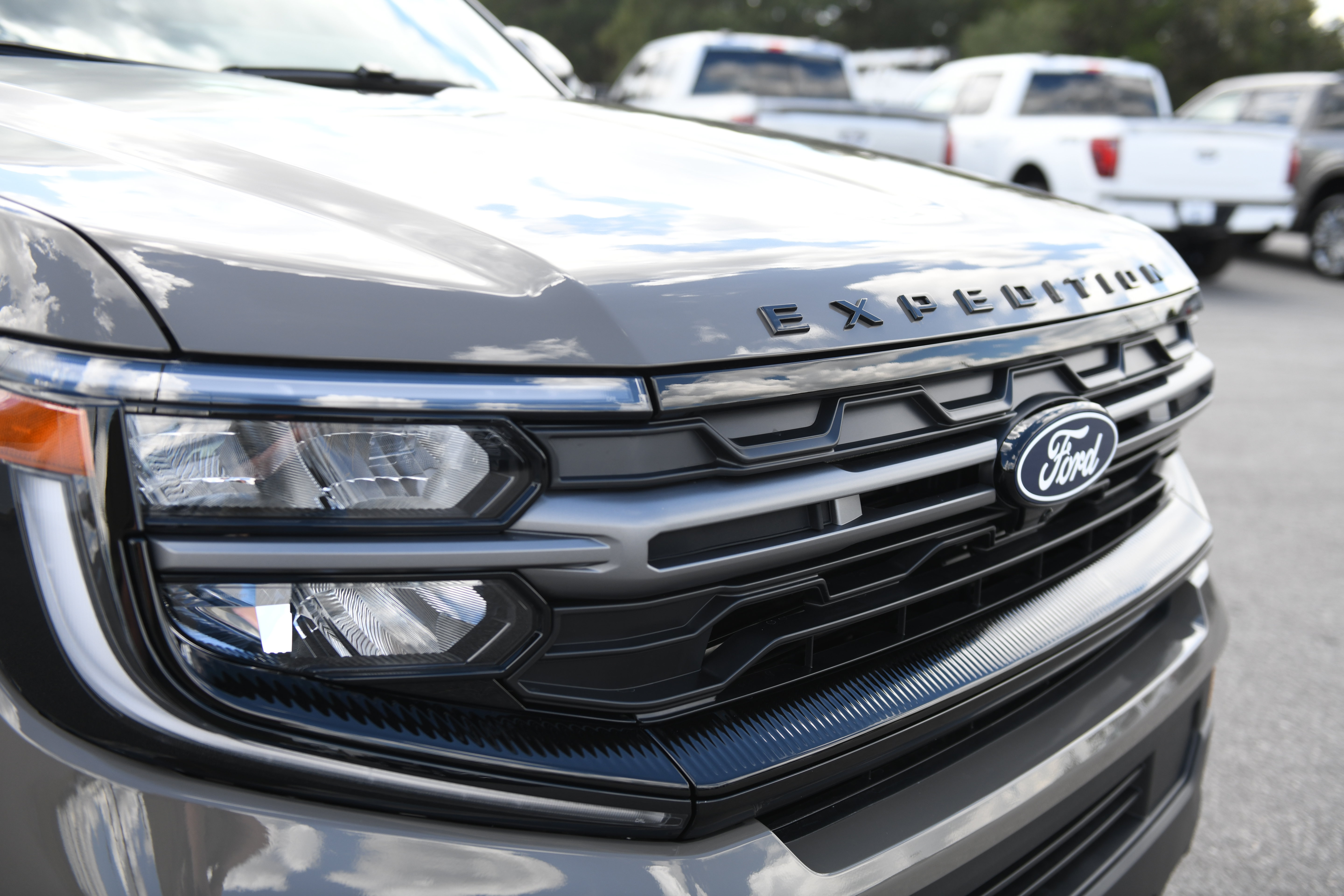 New 2027 Ford Expedition Tremor w/ Driver's Package AWD/4WD image 8