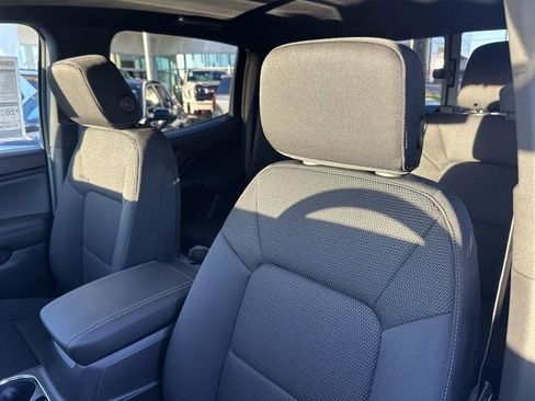 New 2026 GMC Canyon Elevation w/ LPO, Black Badging Package image 21