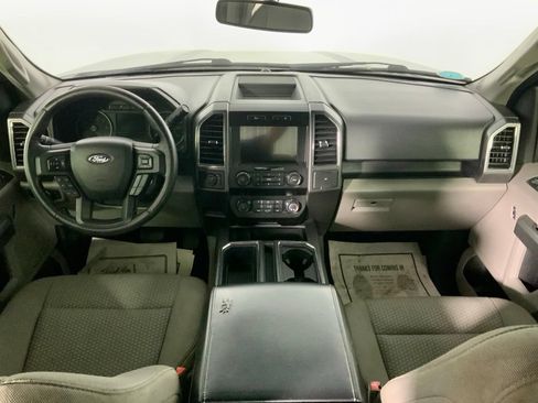 Used 2019 Ford F150 XLT w/ Equipment Group 302A Luxury AWD/4WD image 16