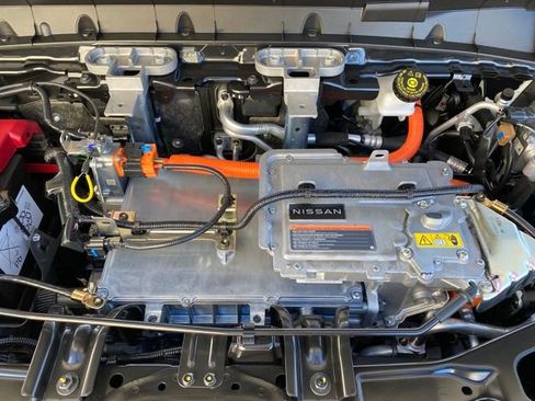 New 2026 Nissan Leaf SV+ w/ Floor Mat Package (SV+) image 14