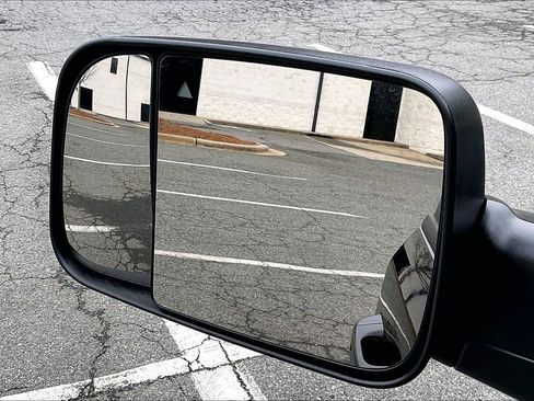 Certified 2024 RAM 1500 Big Horn image 30