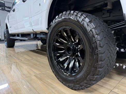 Used 2019 Ford F250 XLT AWD/4WD image 10