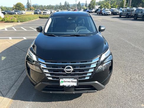 Used 2024 Nissan Rogue S AWD/4WD image 4