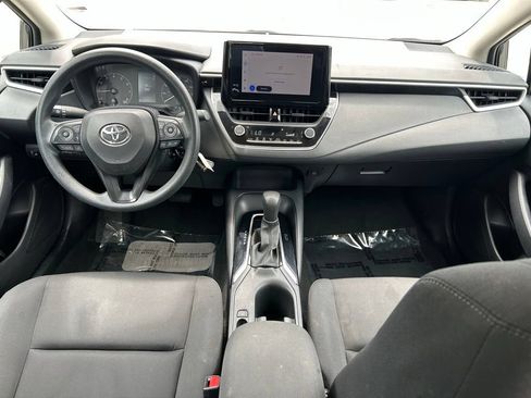 Used 2024 Toyota Corolla LE FWD image 11