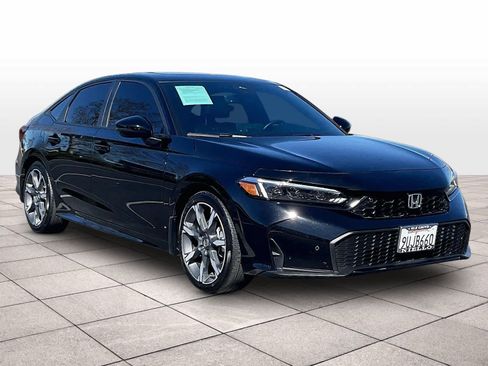 Used 2025 Honda Civic Sport Touring image 2