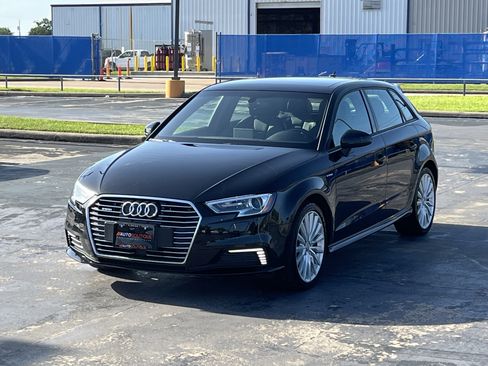 Used 2017 Audi A3 e-tron Premium w/ Sport Package FWD image 3