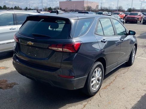 Certified 2022 Chevrolet Equinox LS image 2