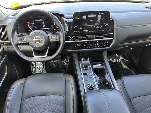Certified 2023 Nissan Pathfinder Platinum w/ Lighting Package (N93) image 25