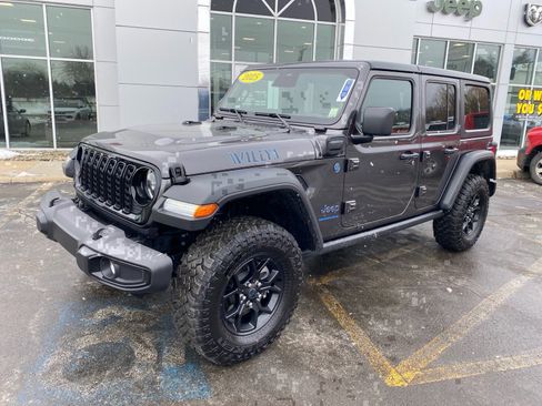 Used 2025 Jeep Wrangler Unlimited Sport S 4xe AWD/4WD image 97